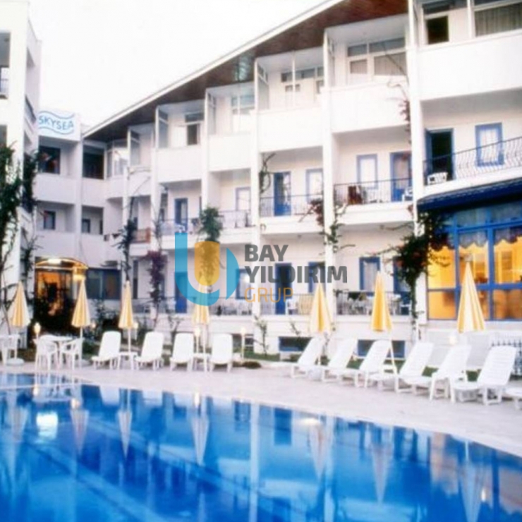 Bodrum Turgutreis'te Denize Sıfır, Plajlı, 3 Yıldızlı, 38 Odalı Otel